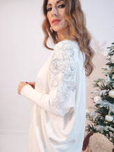 Pull Maxi, bianco panna con perle e strass
