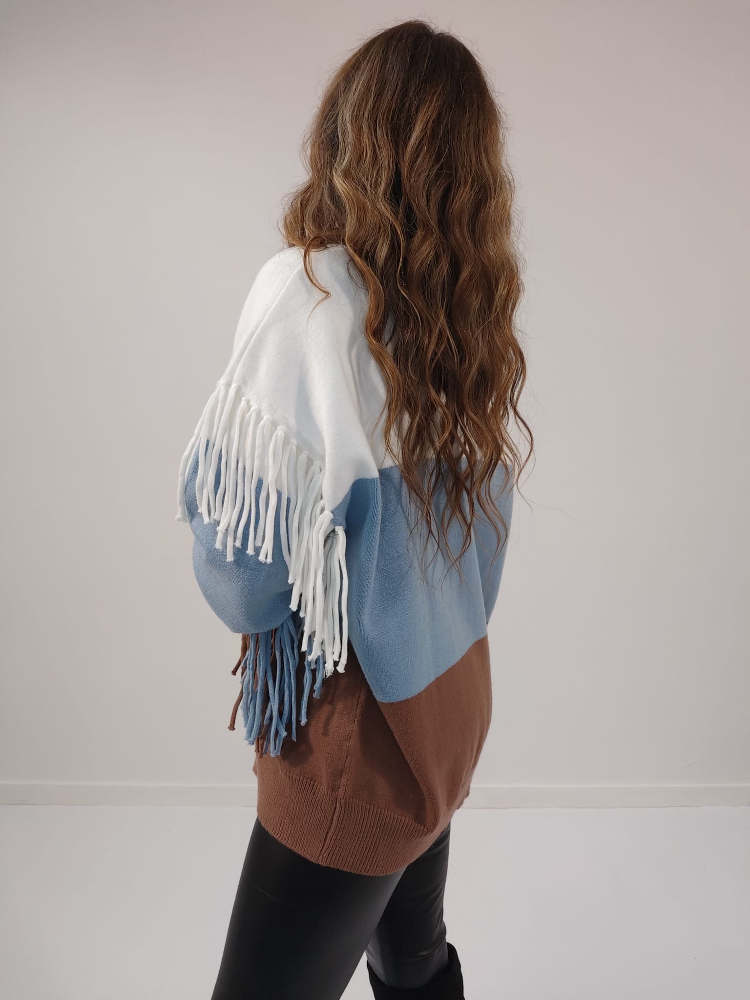 Cardigan con frange