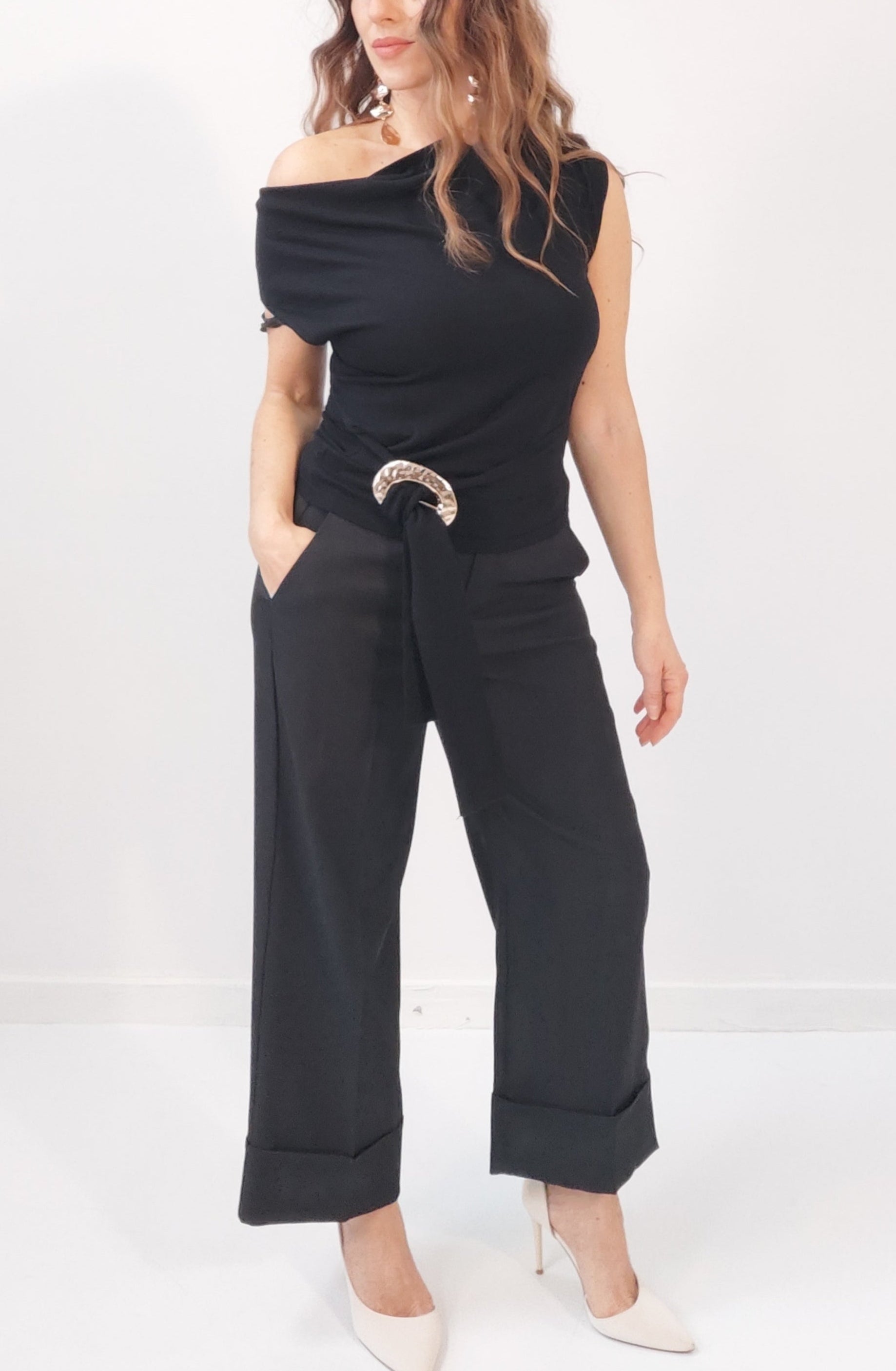 Pantalone "Capri" Nero con risvolto