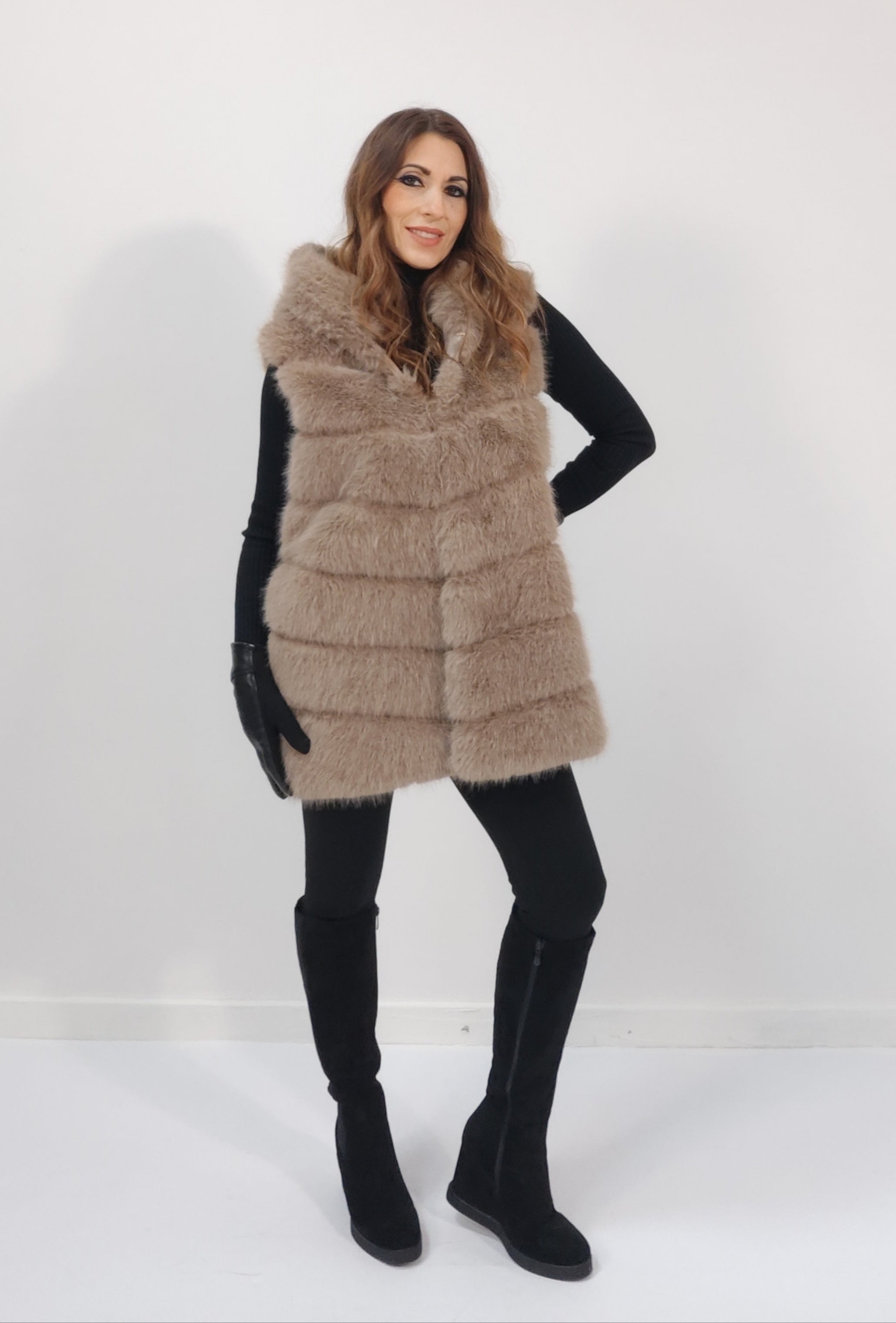 Smanicato in eco-pelliccia Nocciola