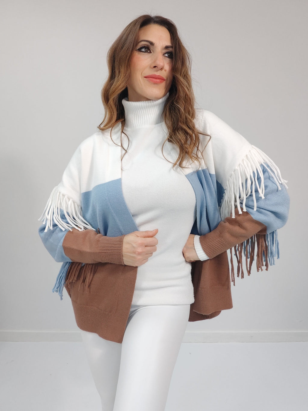 Cardigan frange tre colori