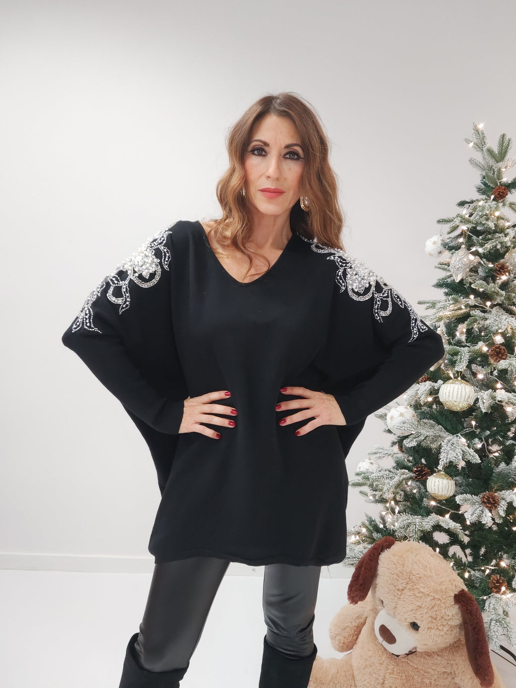 Pull Maxi, nero con perle e strass
